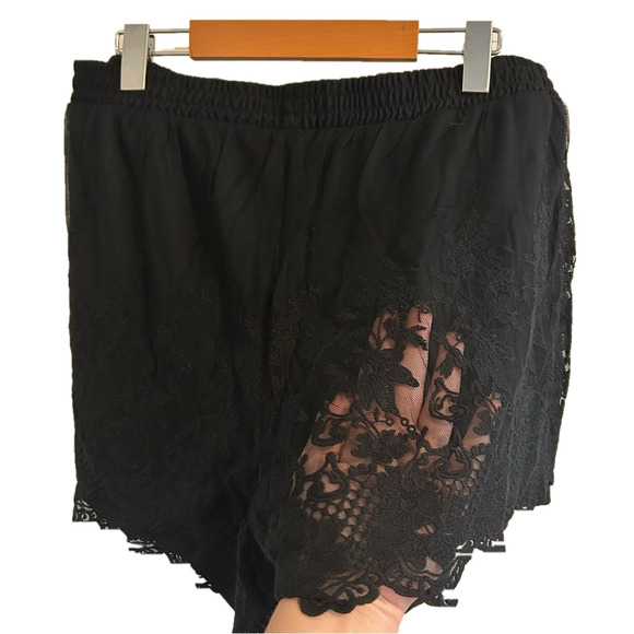 NEW TORRID 5 Inch Pull On Stretch Mesh Mid Rise Short Black Sz 0 or L Whimsygoth - Picture 8 of 12